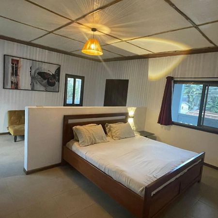 Omanye Lodge Akra Zewnętrze zdjęcie
